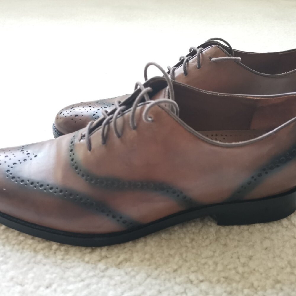 Cole Haan Preston Wholecut Oxford Wingtip - Color Chestnut - Size 10 Very nice! - Picture 3 of 7